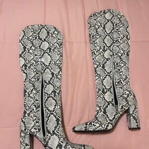 Snakeskin Pattern Knee-High Boots